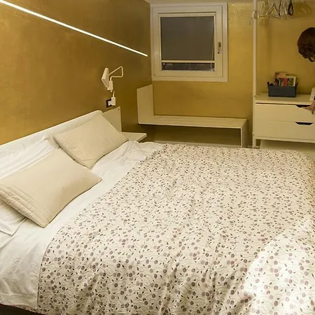 Apartament San Donato 40 Bolonia