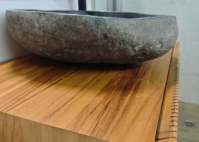 圣多纳托40号公寓 *